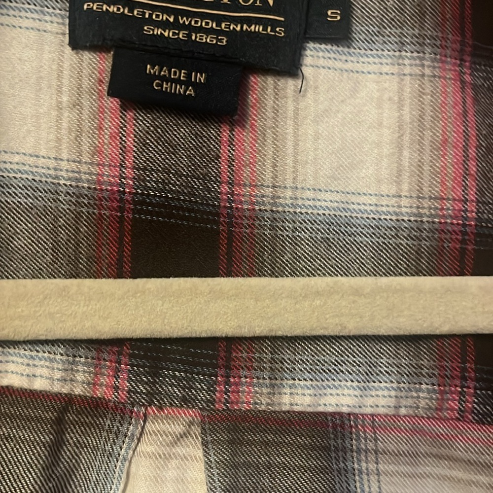 Pendleton shirt - Picture 2 of 4